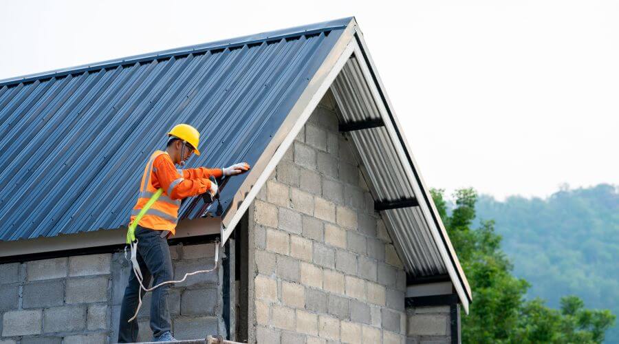 Expert top industrial roofings services in Savoy, TX